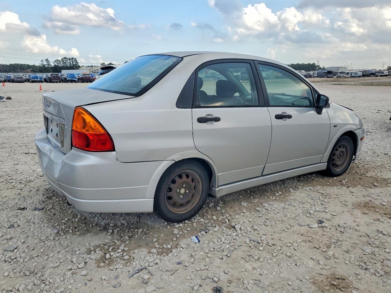 2003 Suzuki Aerio S - Image 3