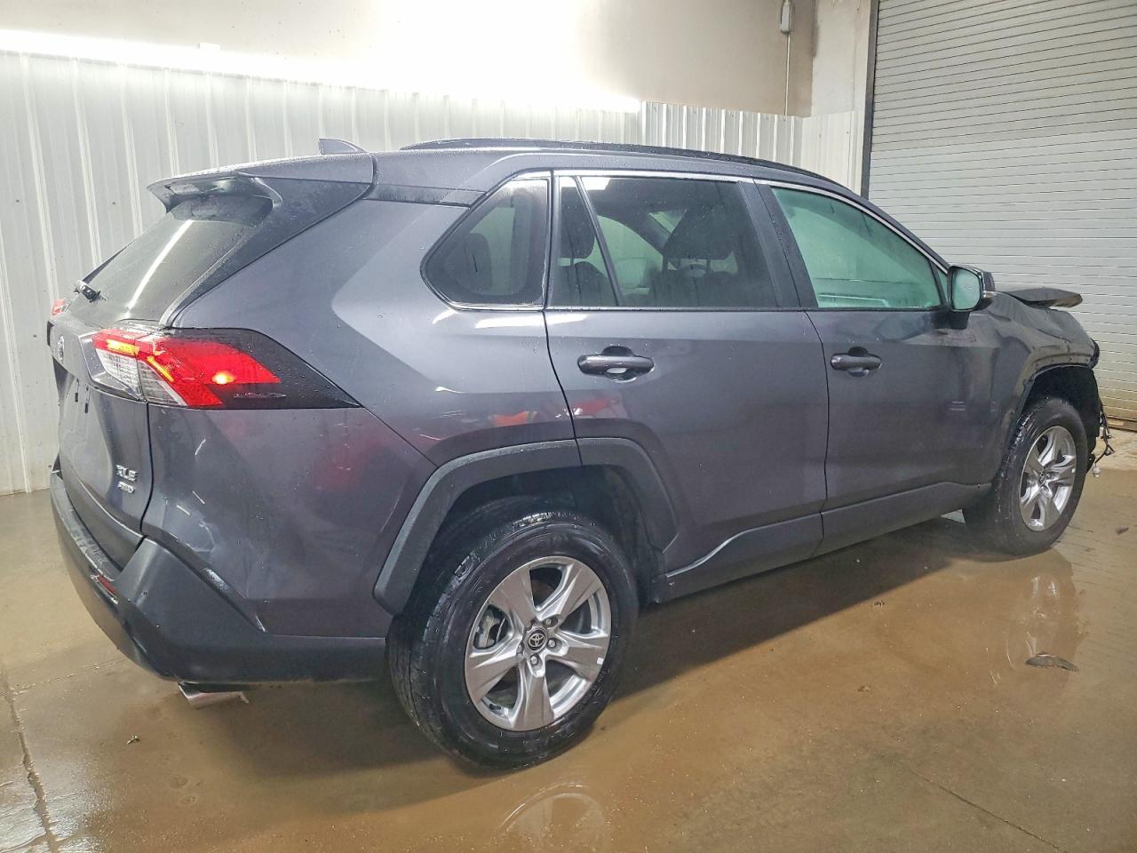 2024 Toyota Rav4 Xle - Image 3