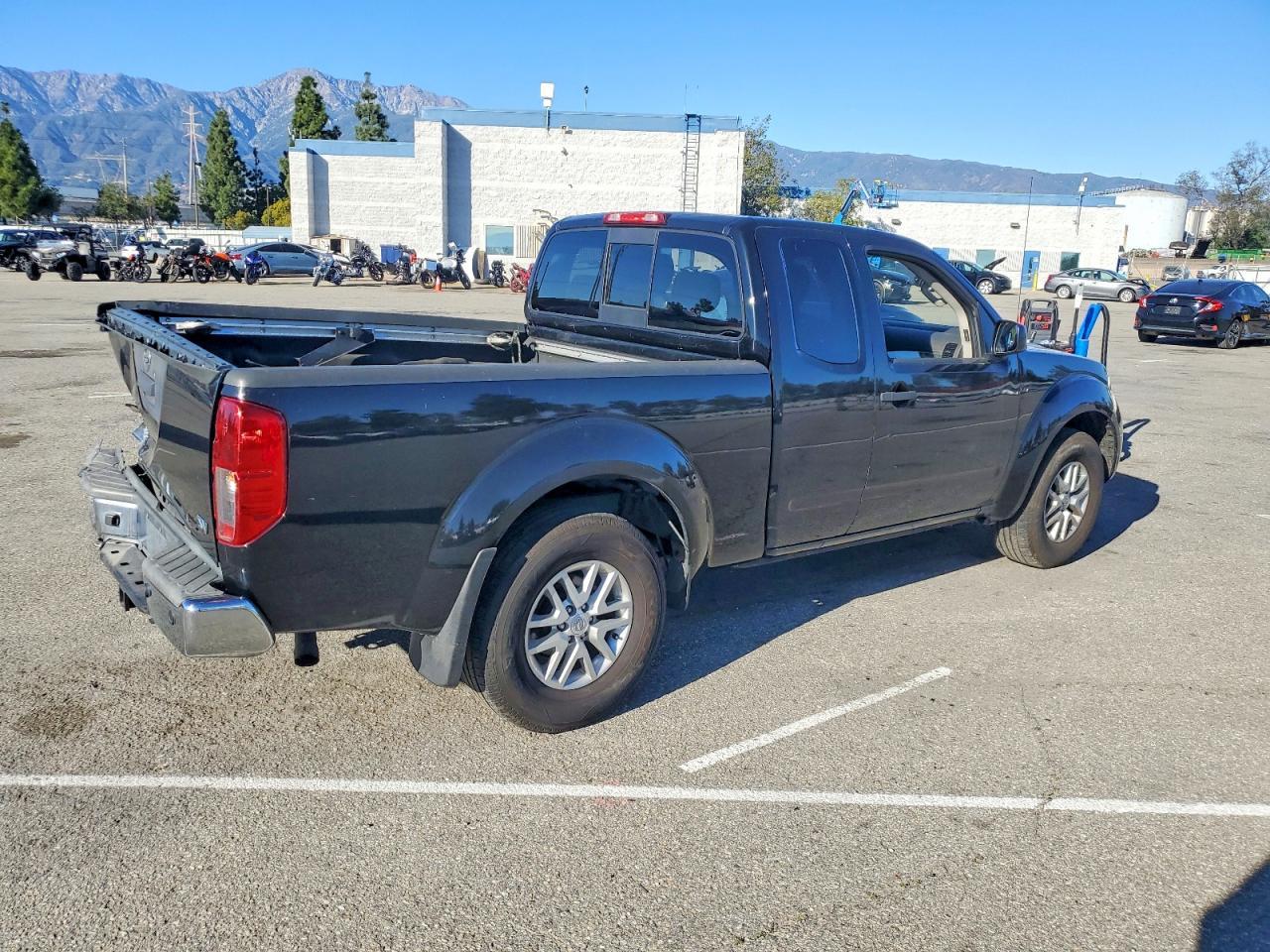 2020 Niss Frontier Sv - Фото 3