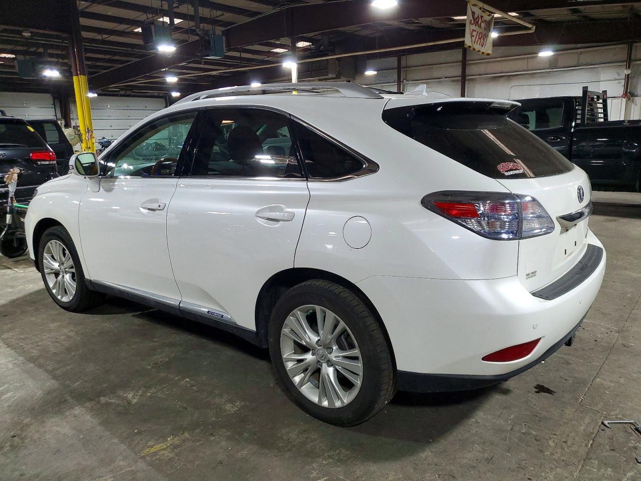 2011 Lexus Rx 450H - Image 2