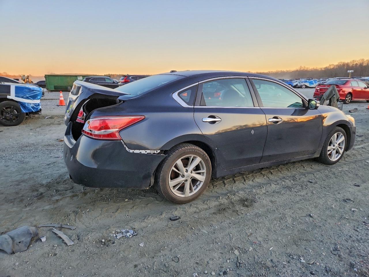 2013 Nissan Altima 2.5 - Фото 3