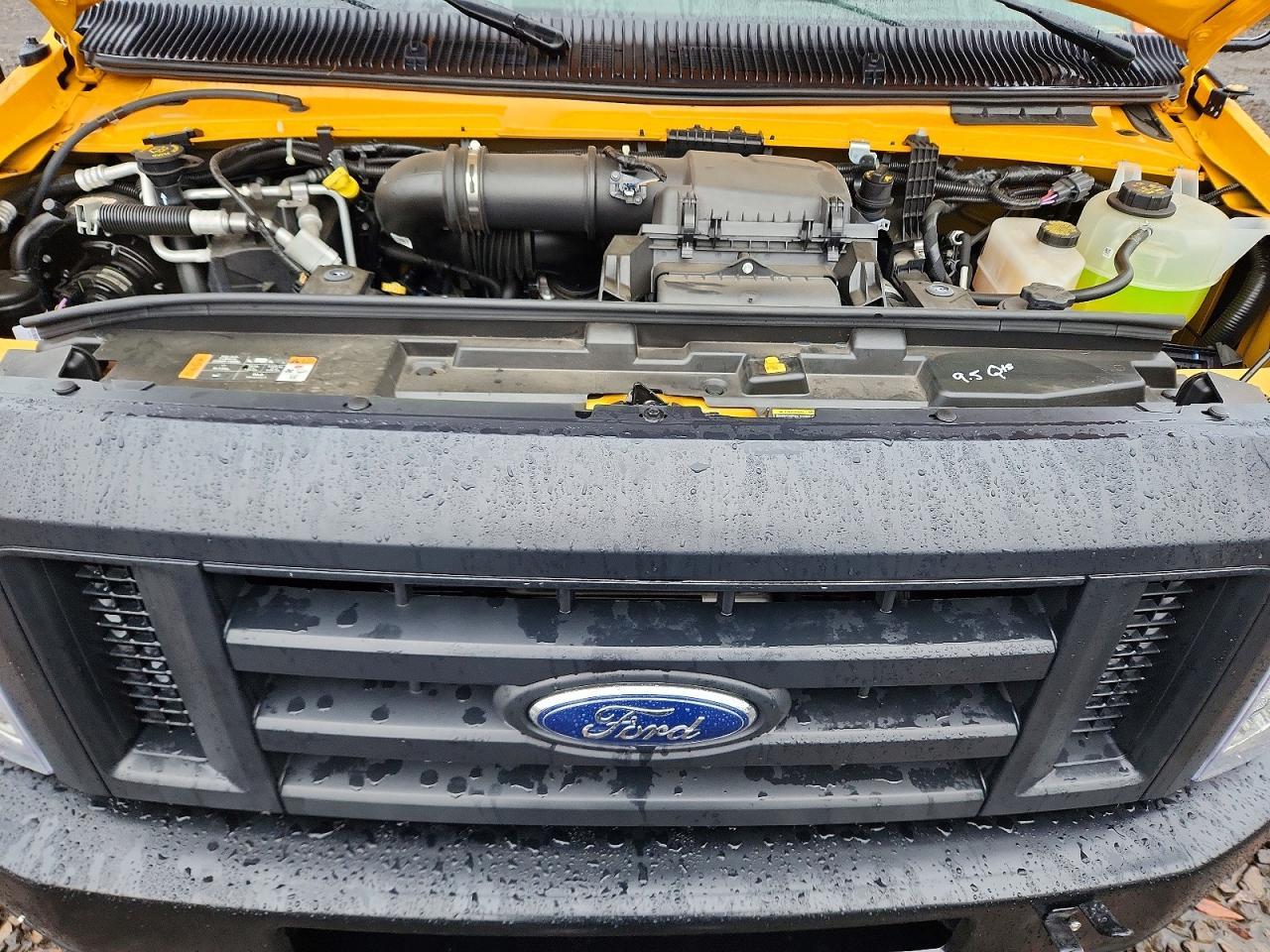 2025 Ford E450 School Bus - Фото 7