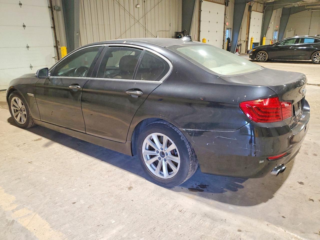 2015 BMW 528 I - Image 2