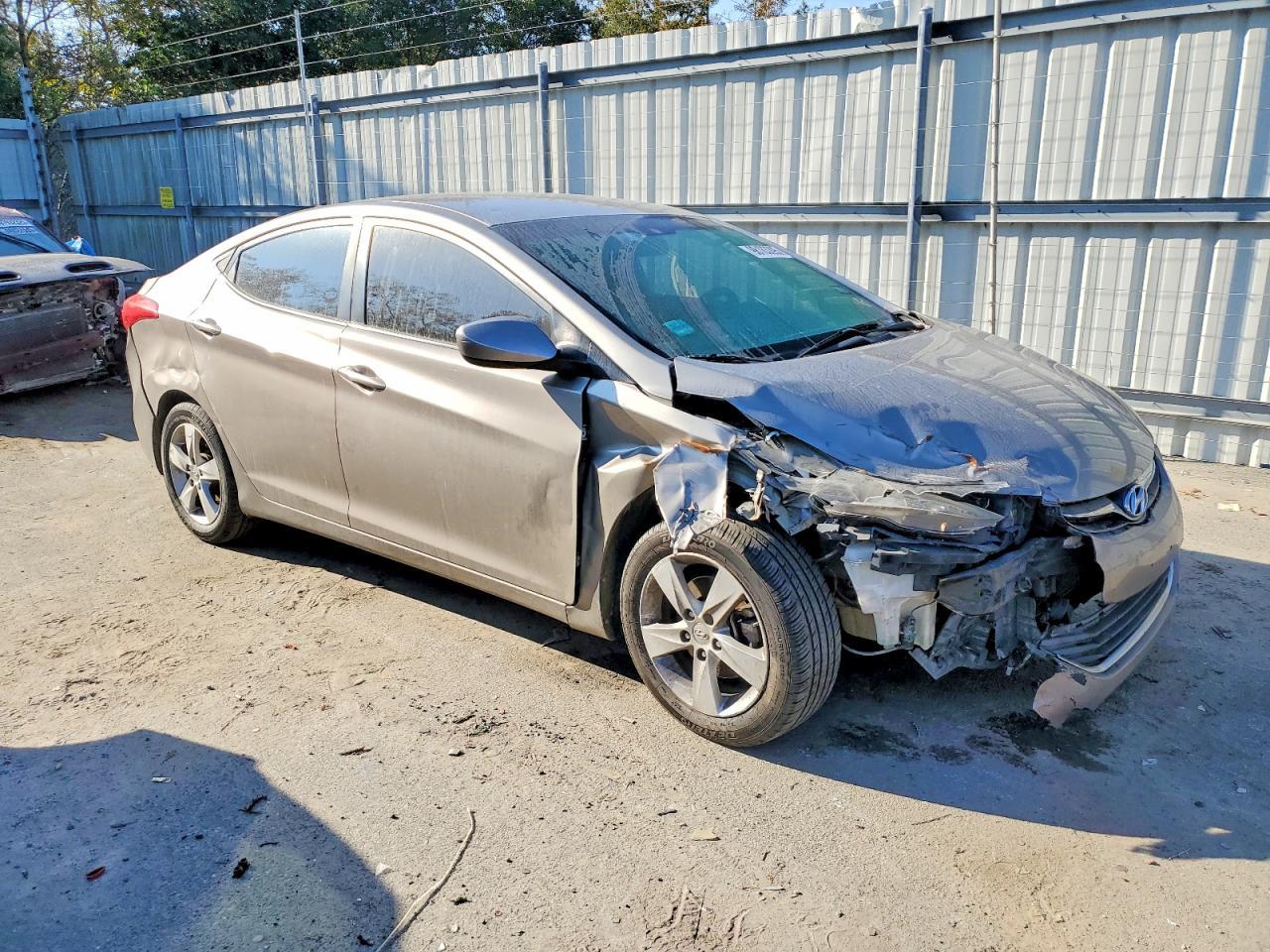 2013 Hyundai Elantra Gls - Фото 4