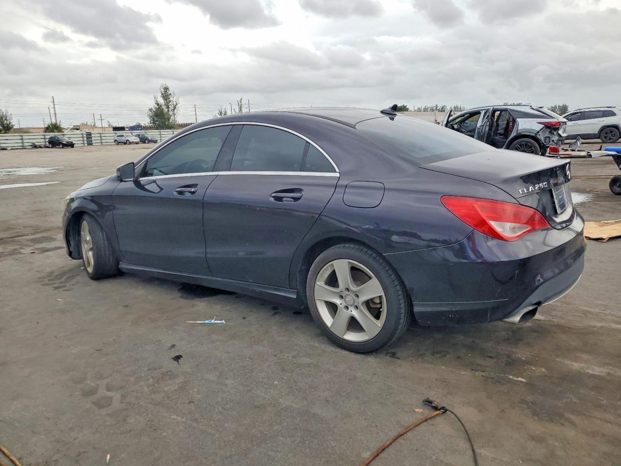 2015 Mercedes-Benz Cla 250 - Image 2