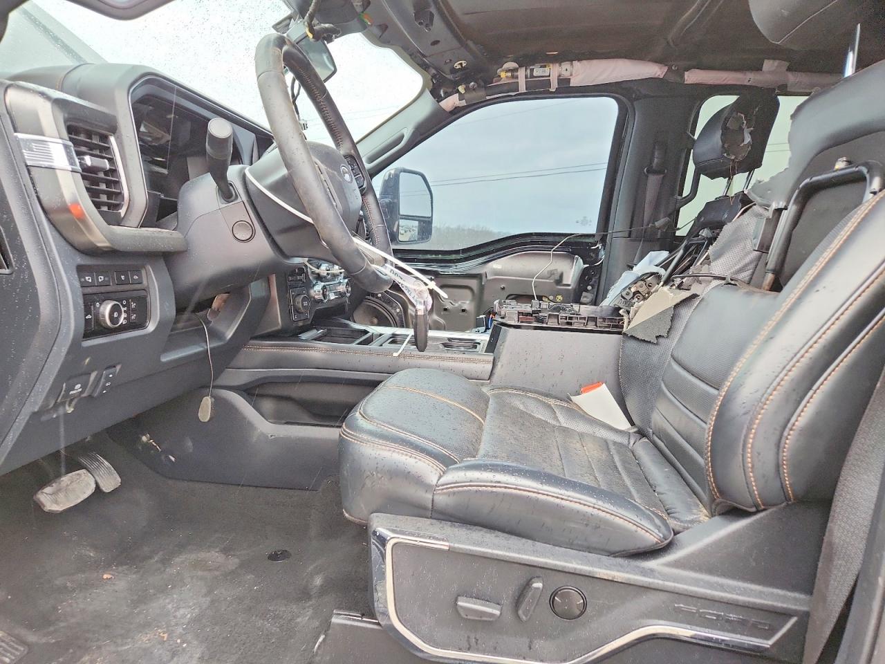 2023 Ford F250 Super Duty - Image 7