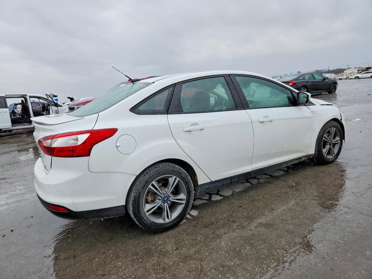2012 Ford Focus Se - Фото 3