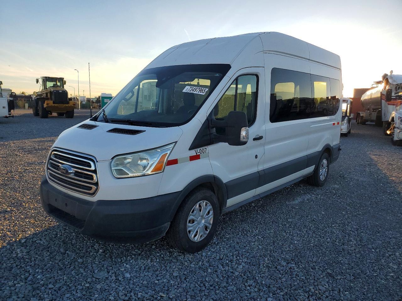 2017 Ford Transit T-350 - Фото 2