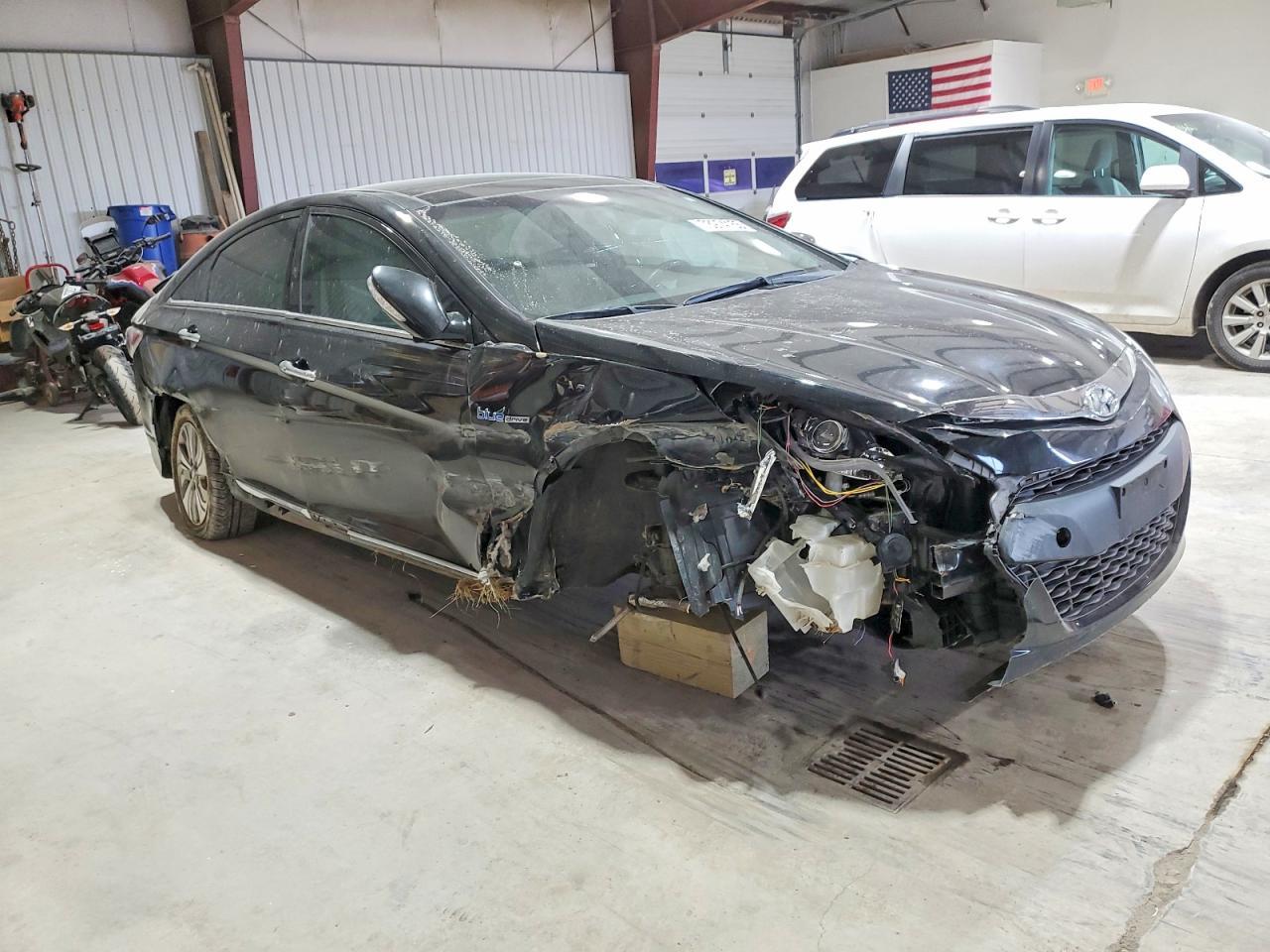 2014 Hyundai Sonata Hybrid - Фото 4