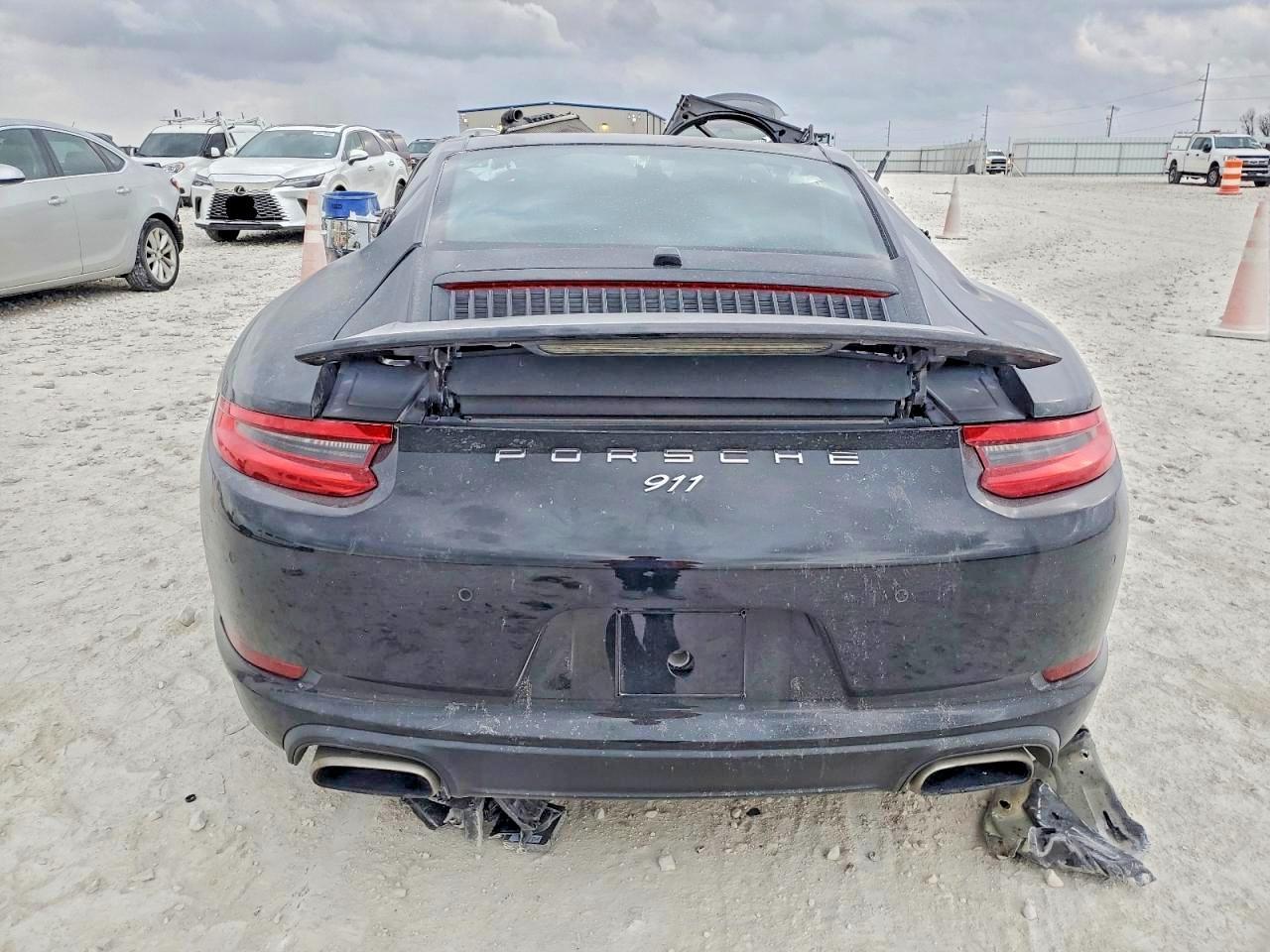 2018 Porsche 911 Carrera - Image 6