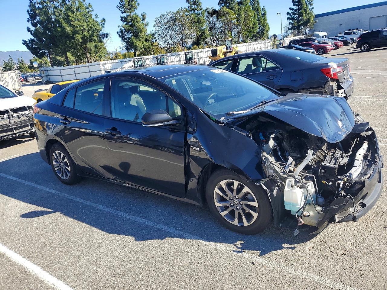 2019 Toyota Prius - Image 4
