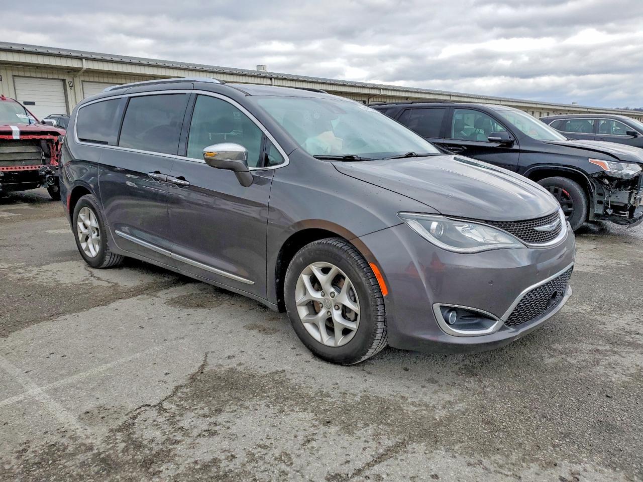 2020 Chrysler Pacifica Limited - Фото 4