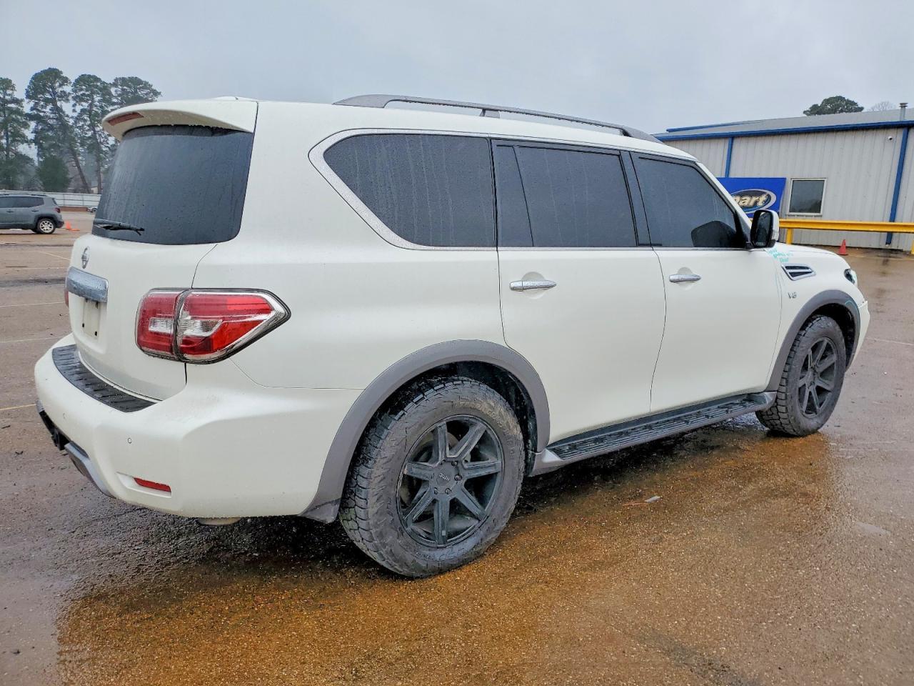 2019 Nissan Armada Sv - Фото 3