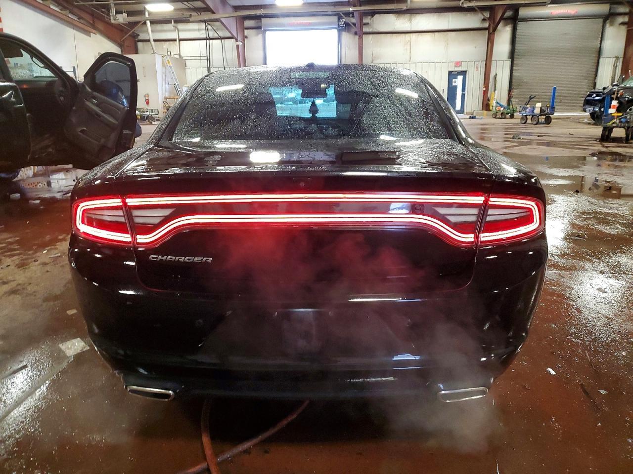 2022 Dodge Charger Sxt - Фото 6