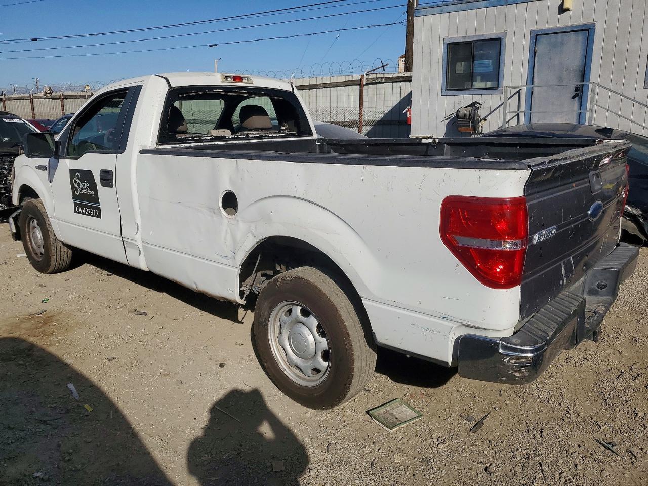 2010 Ford F150 - Image 2