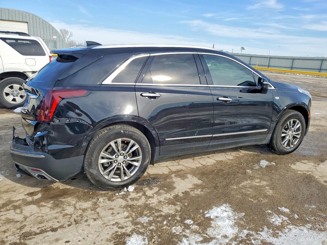 2020 Cadillac Xt5 Premium Luxury - Image 3