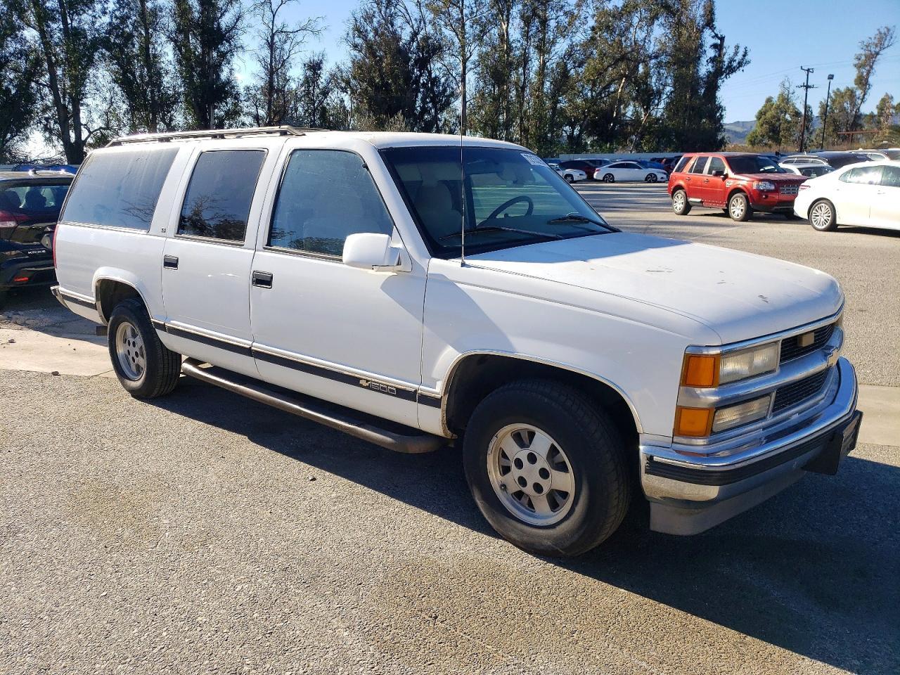 1995 Chevrolet Suburban 1 - Фото 4