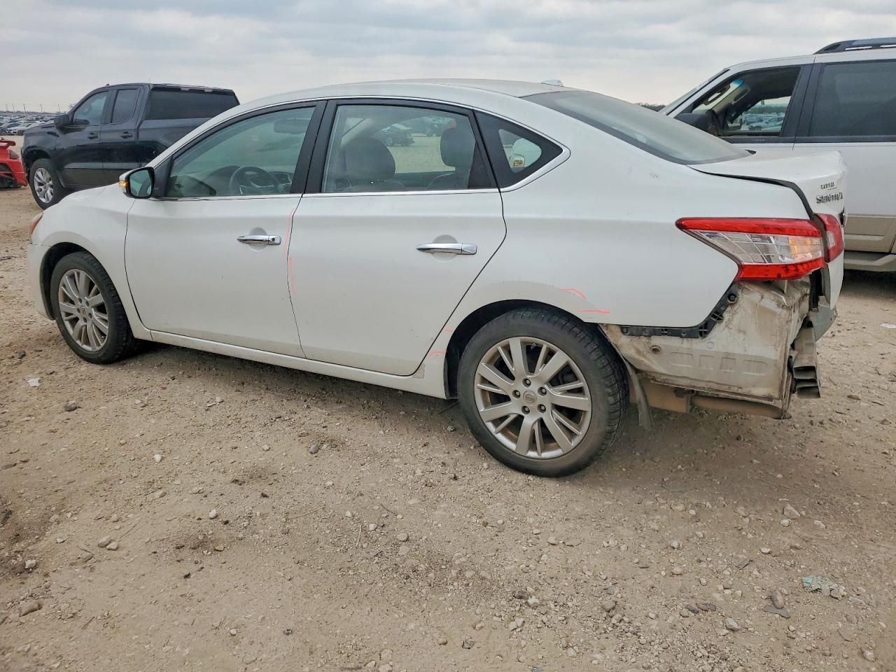 2013 Nissan Sentra S - Image 2