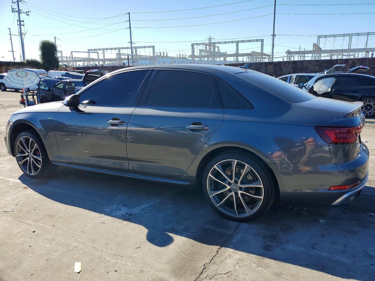 2018 Audi S4 Premium Plus - Фото 2