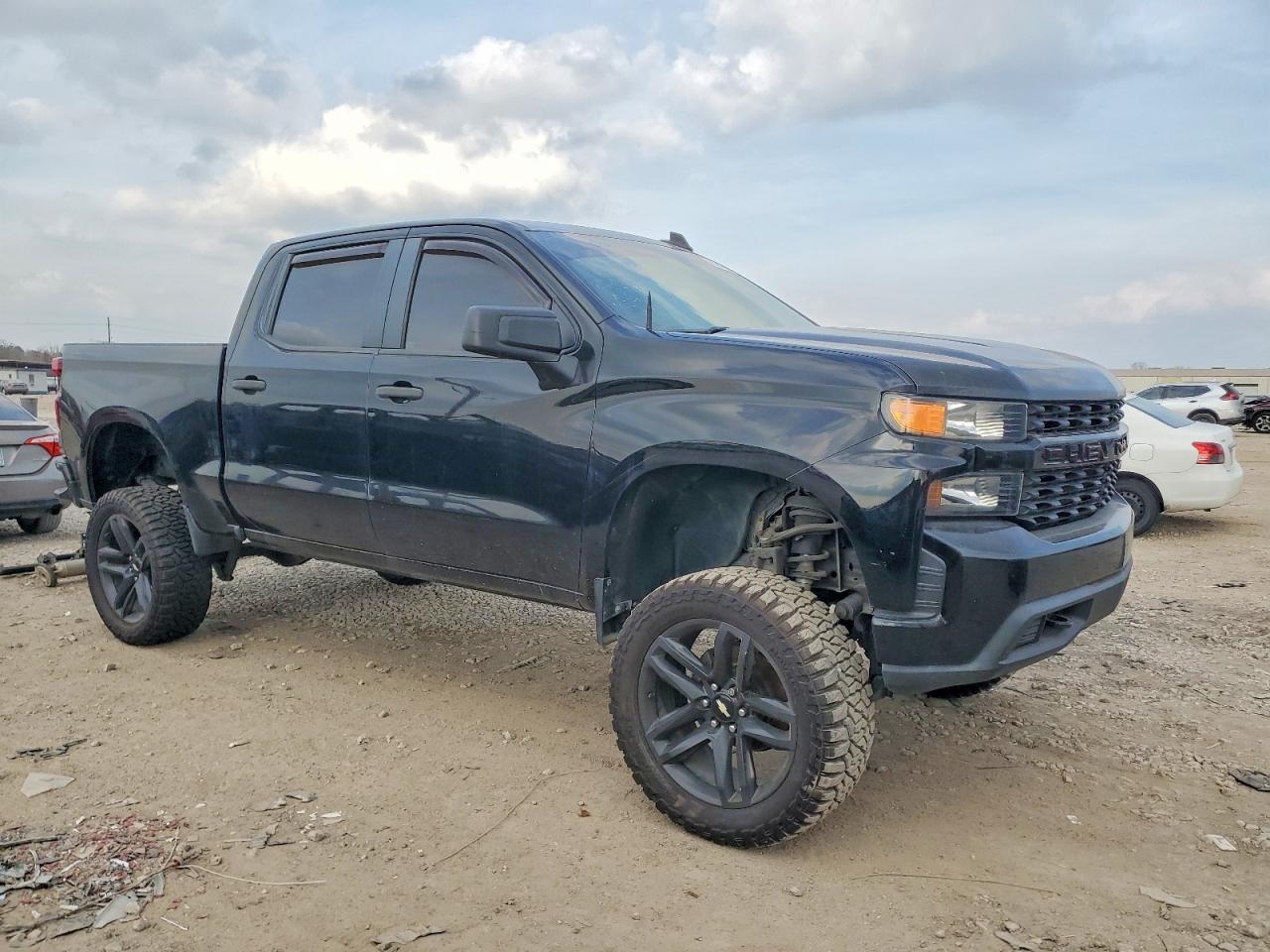 2020 Chevrolet Silverado C1500 Custom - Фото 4