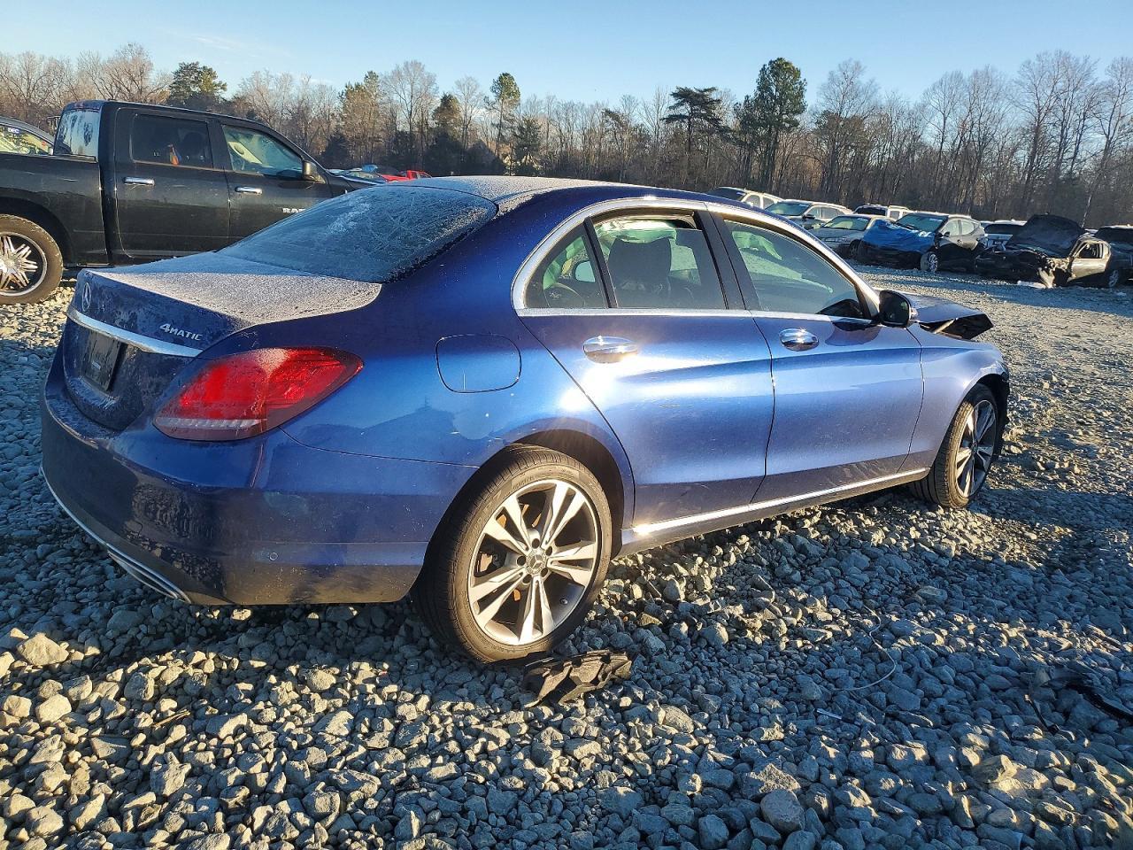 2021 Mercedes-Benz C 300 4Matic - Фото 3