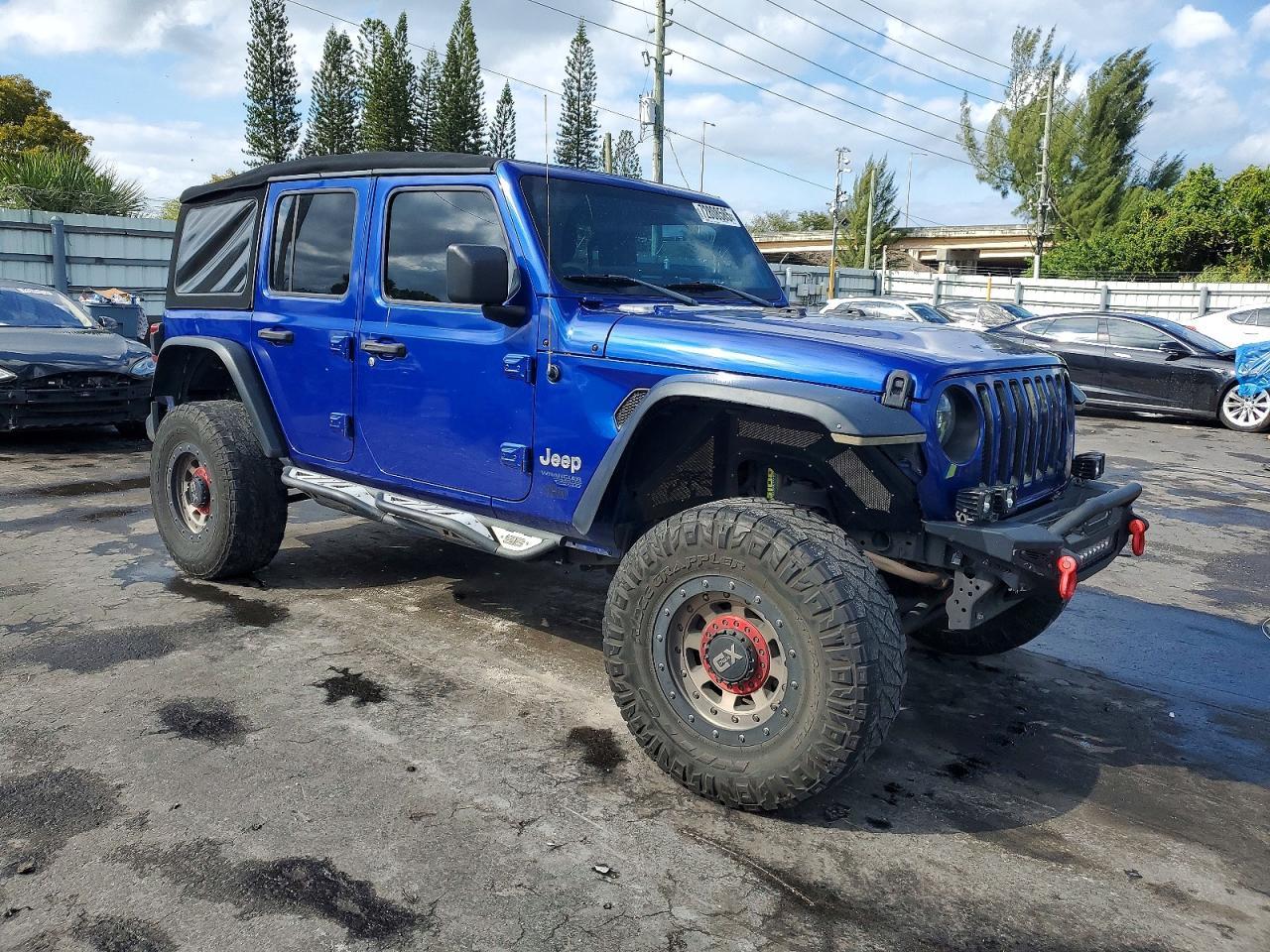 2020 Jeep Wrangler Unlimited Sport - Фото 4