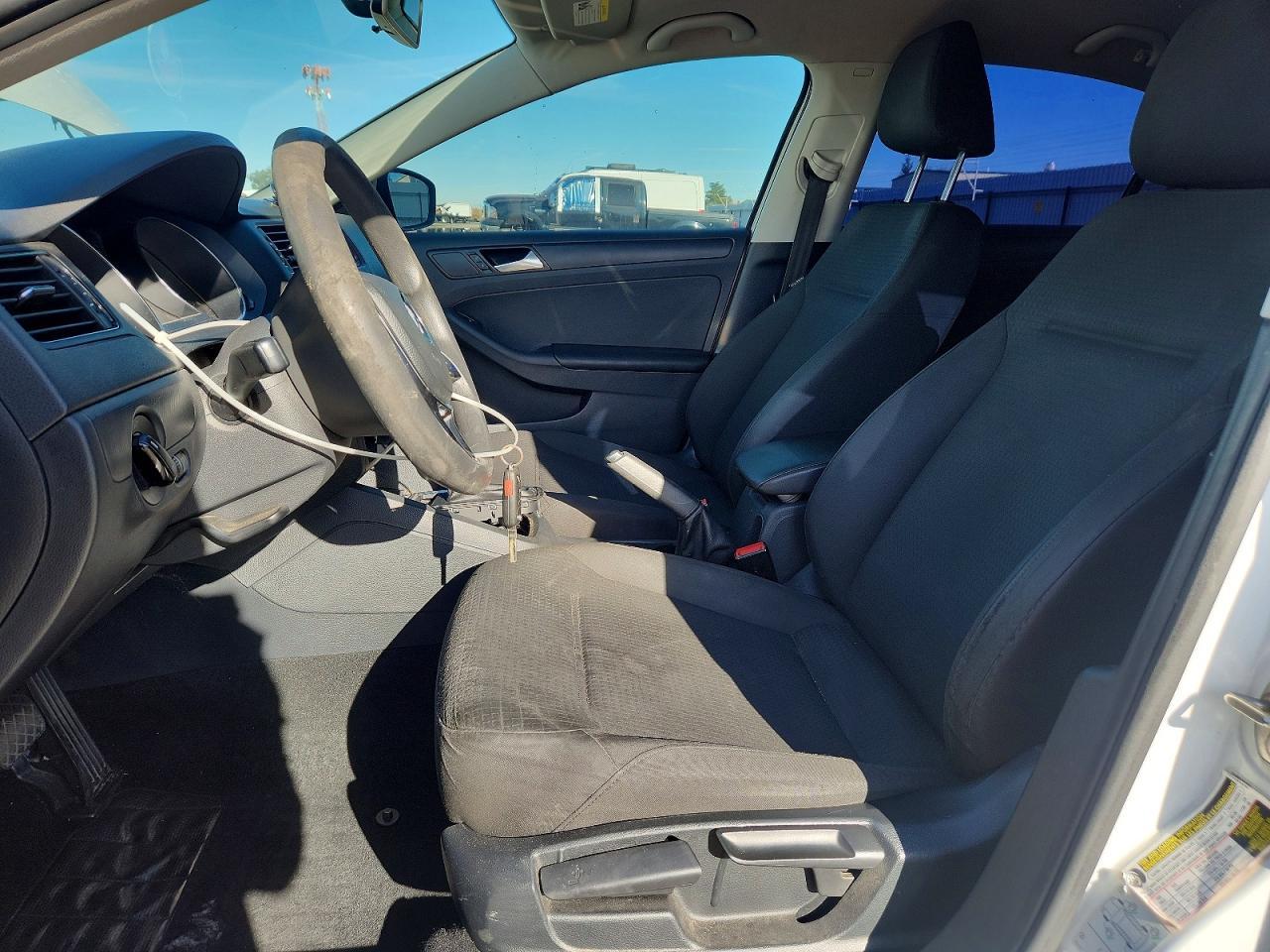 2016 Volkswagen Jetta S - Image 7