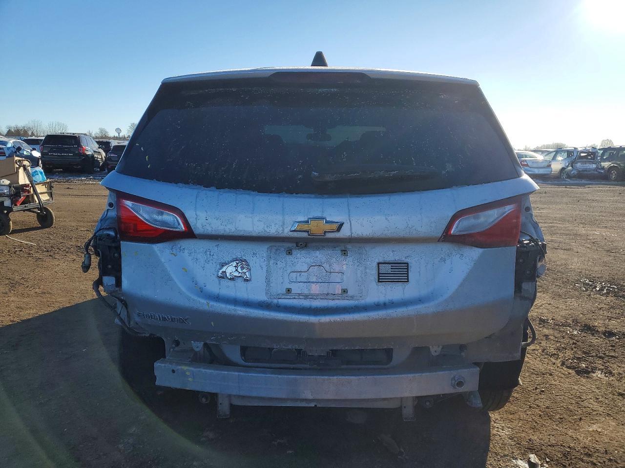 2021 Chevrolet Equinox Ls - Image 6