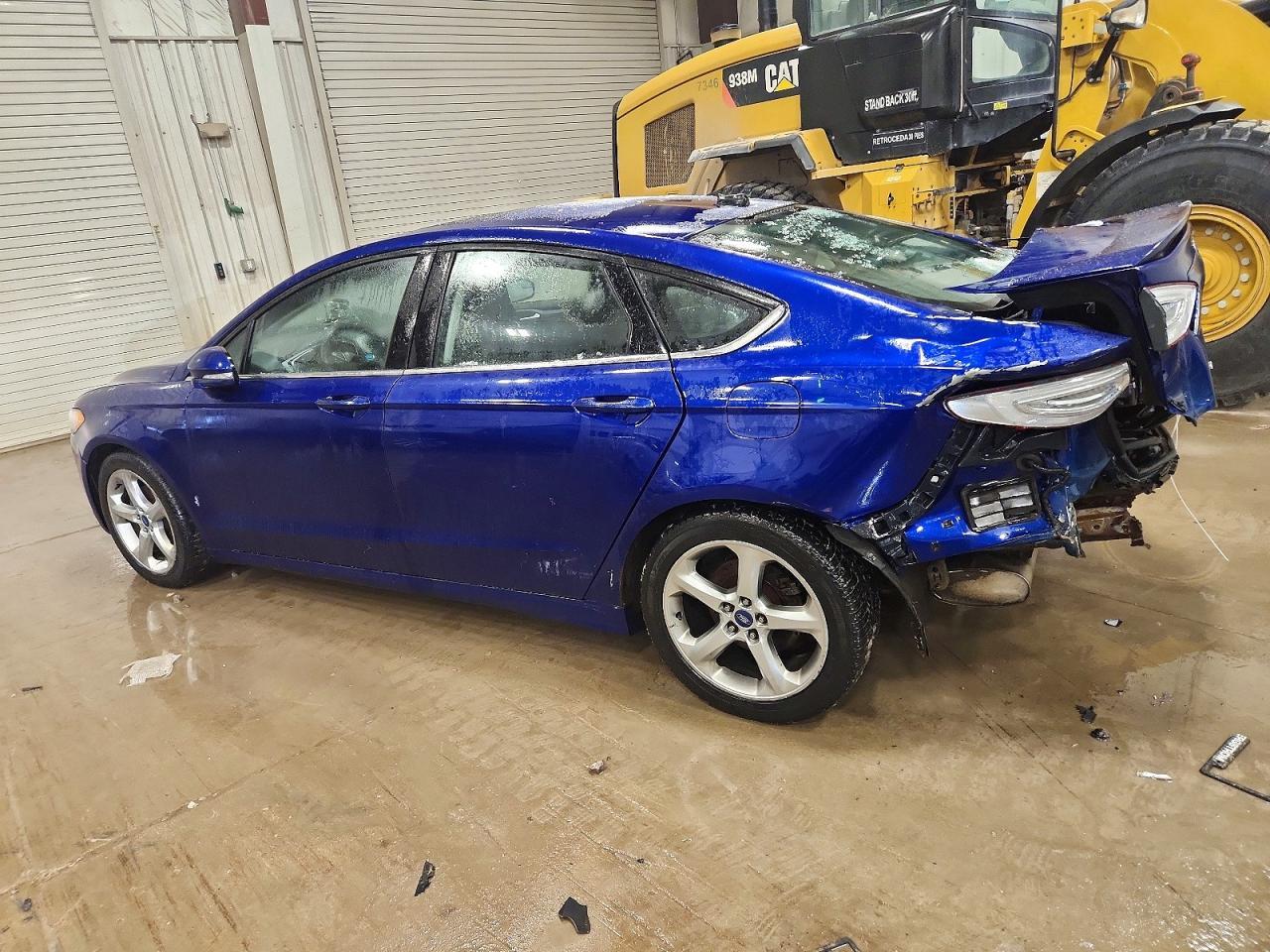 2013 Ford Fusion Se - Фото 2