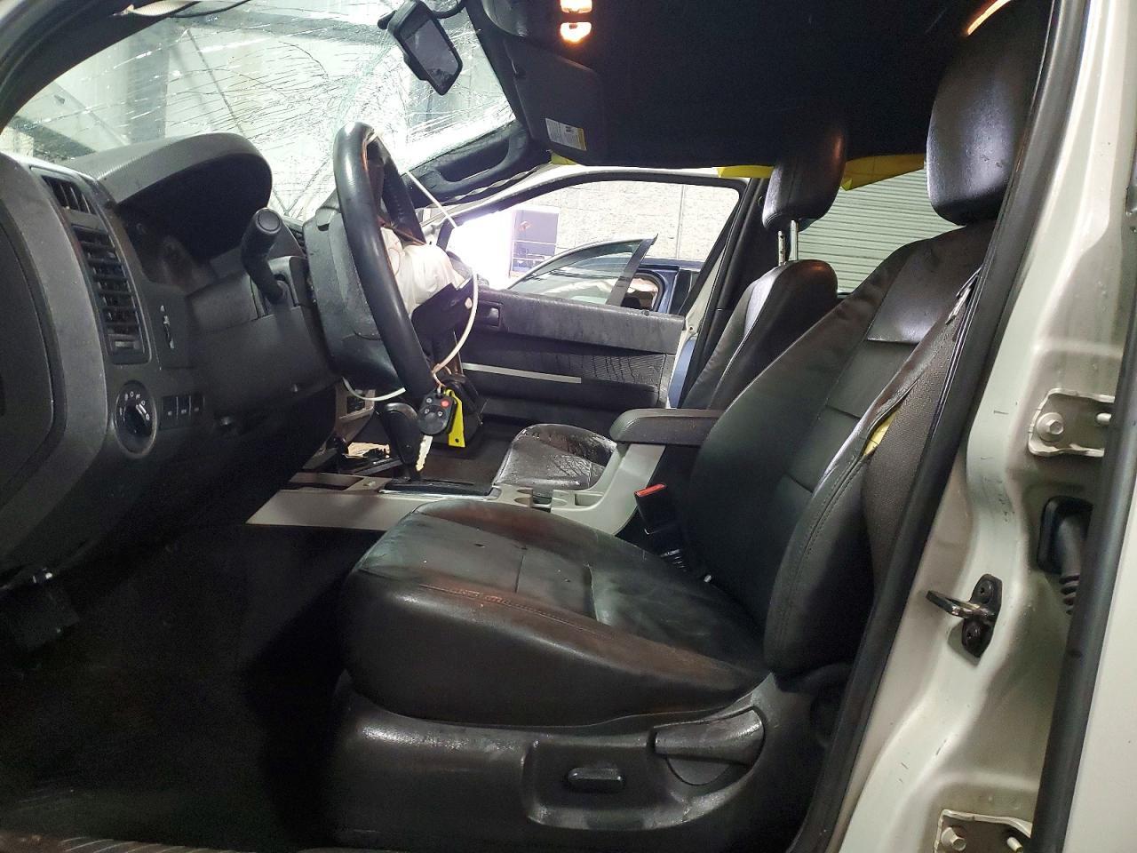 2009 Ford Escape - Image 7