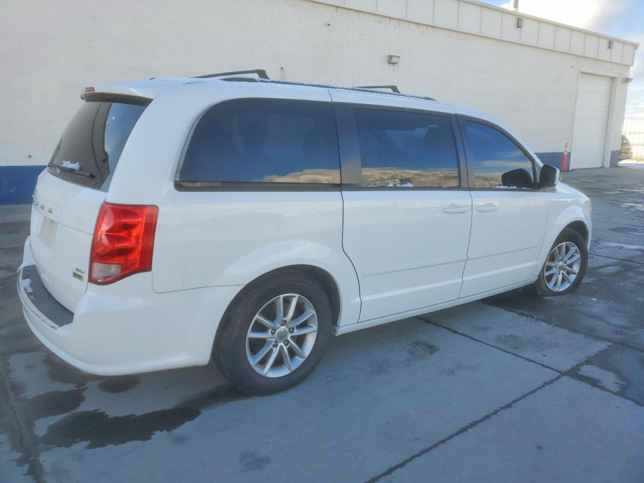 2016 Dodge Grand Caravan Sxt - Image 3
