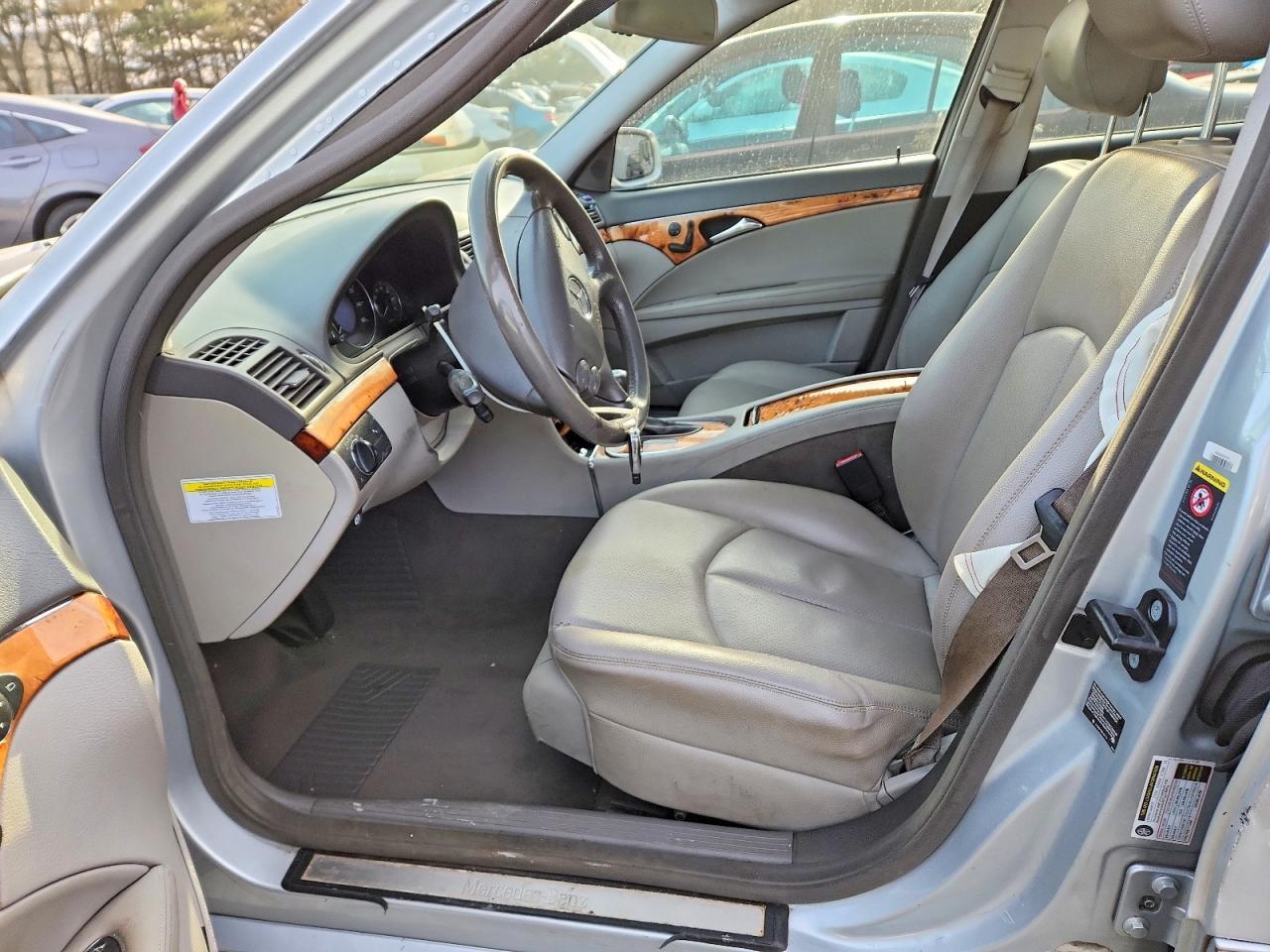 2007 Mercedes-Benz E 350 4Matic - Image 7