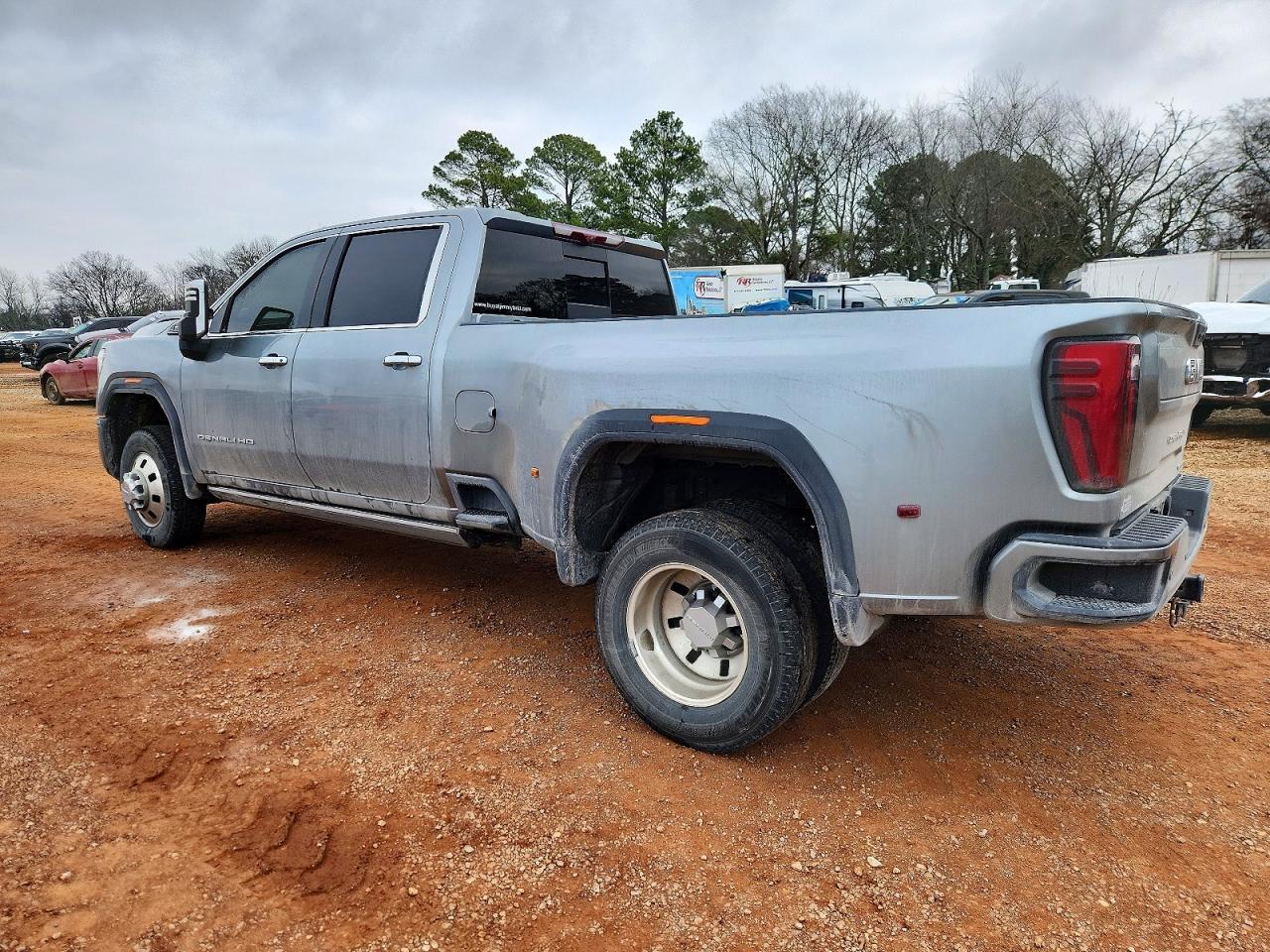 2024 GMC Sierra K3500 Denali Ultimate - Фото 2