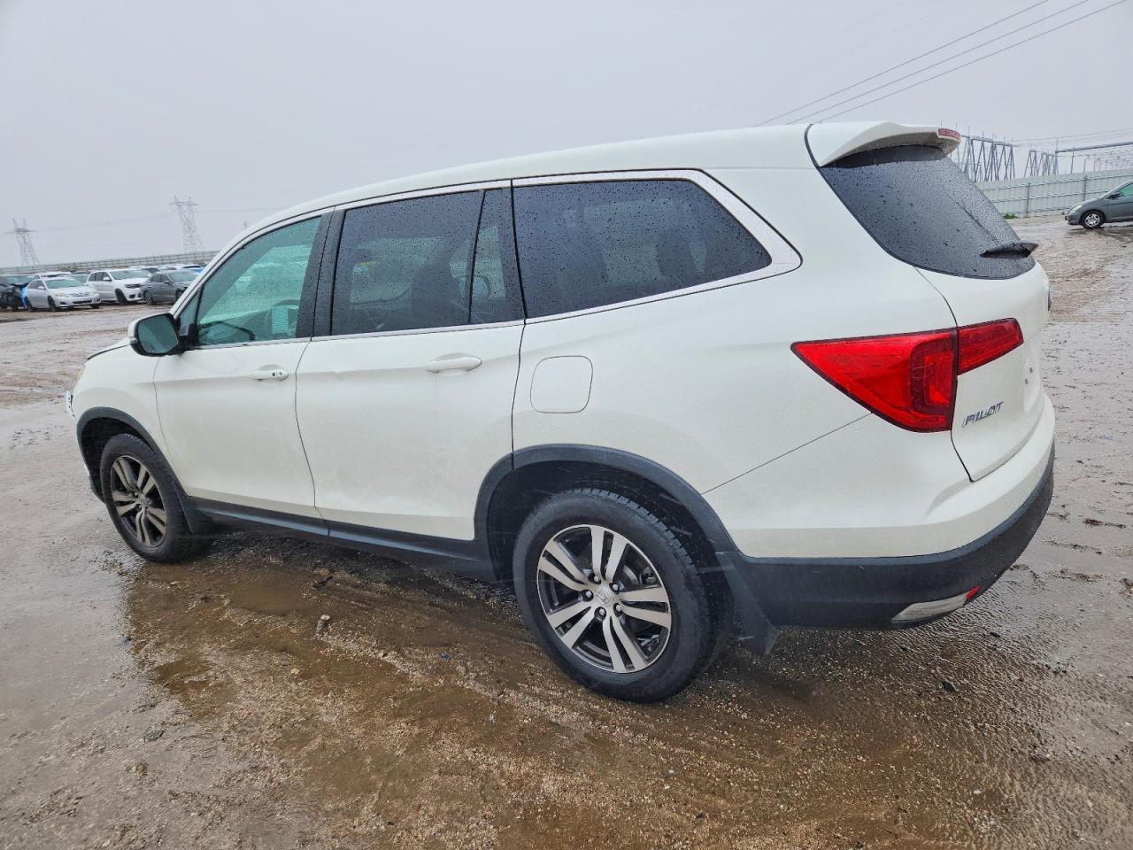 2017 Honda Pilot Exl - Image 2