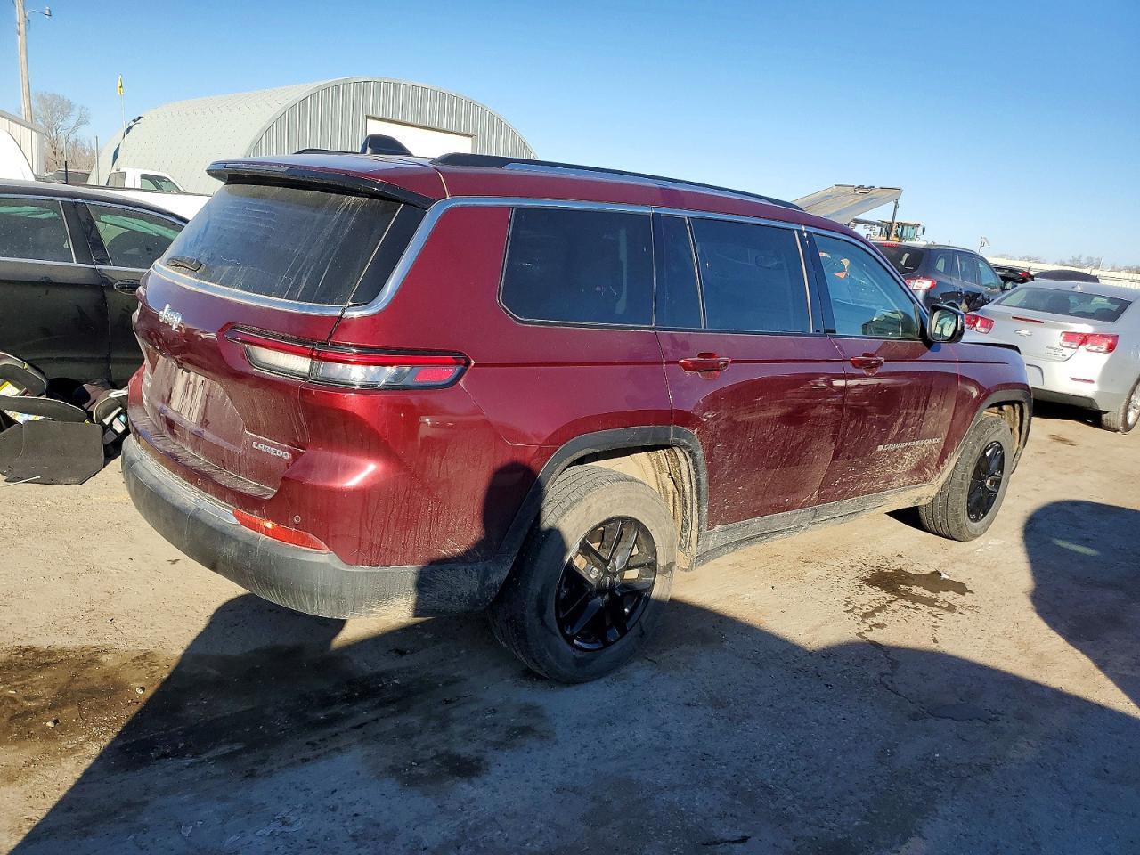 2022 Jeep Grand Cherokee L Laredo - Фото 3