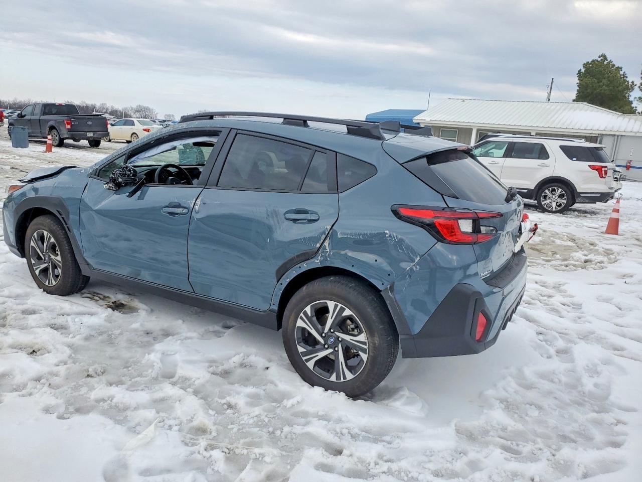 2025 Subaru Crosstrek Premium - Фото 2