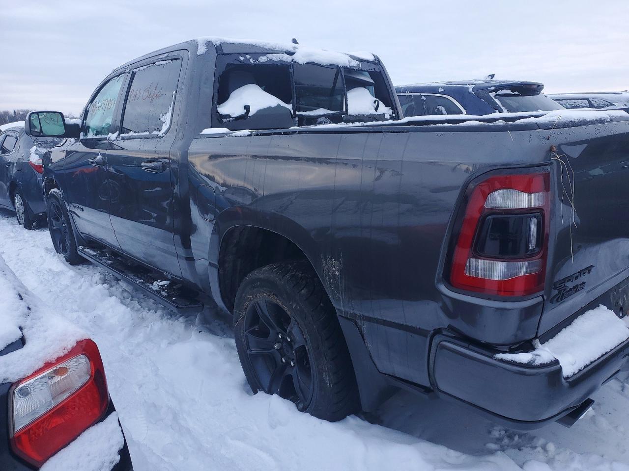 2022 Ram 1500 Sport - Фото 2