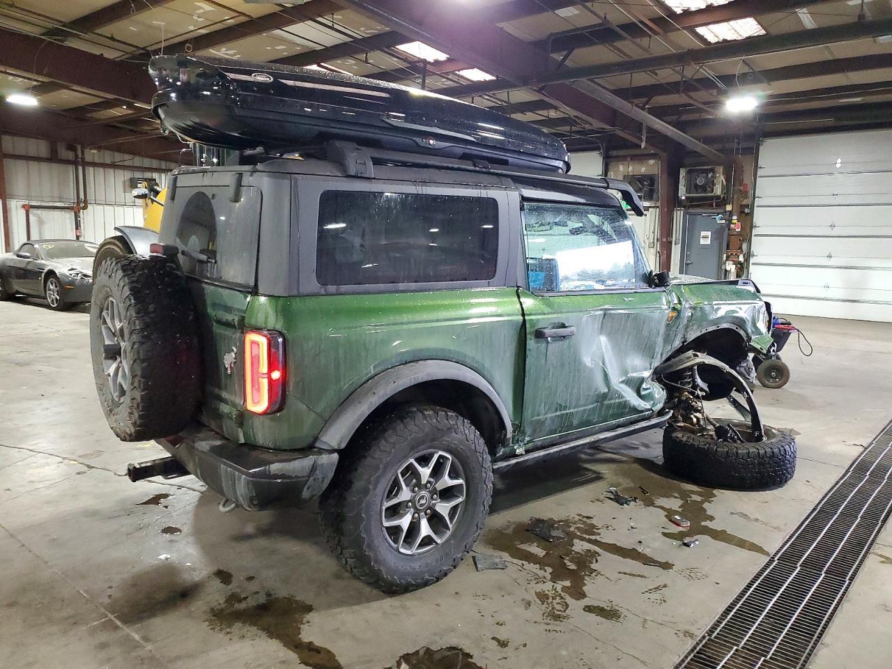 2023 Ford Bronco Base - Фото 3