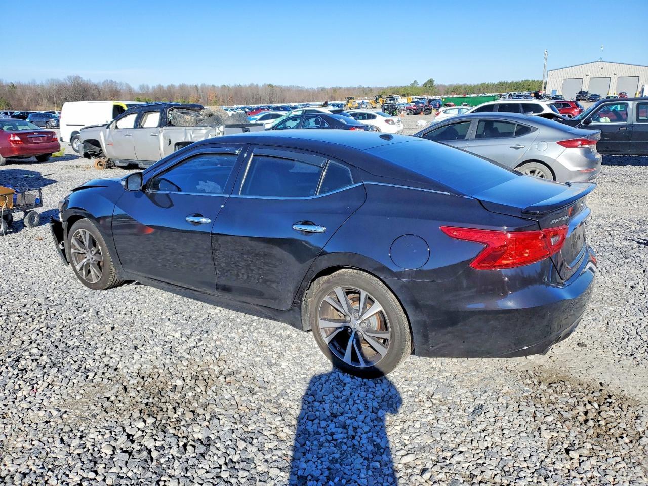 2016 Nissan Maxima 3.5S - Image 2