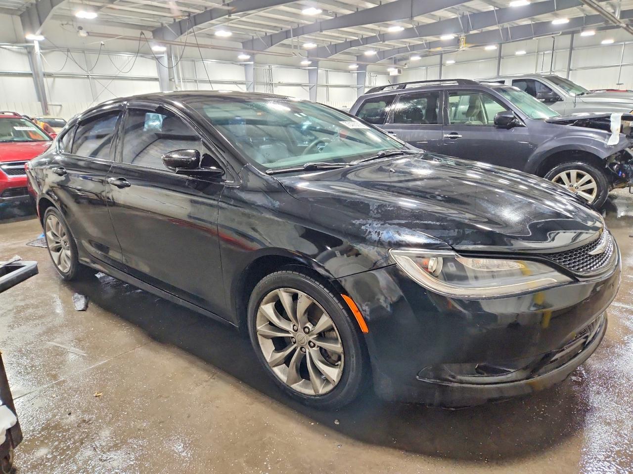 2015 Chrysler 200 S - Фото 4