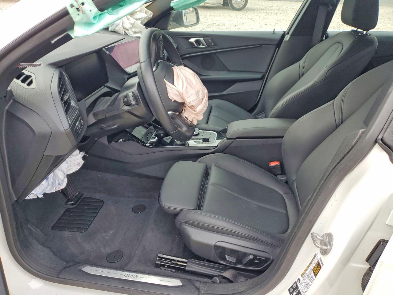 2024 BMW 228Xi - Фото 7