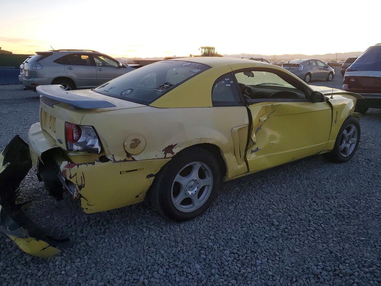 2003 Ford Mustang - Фото 3
