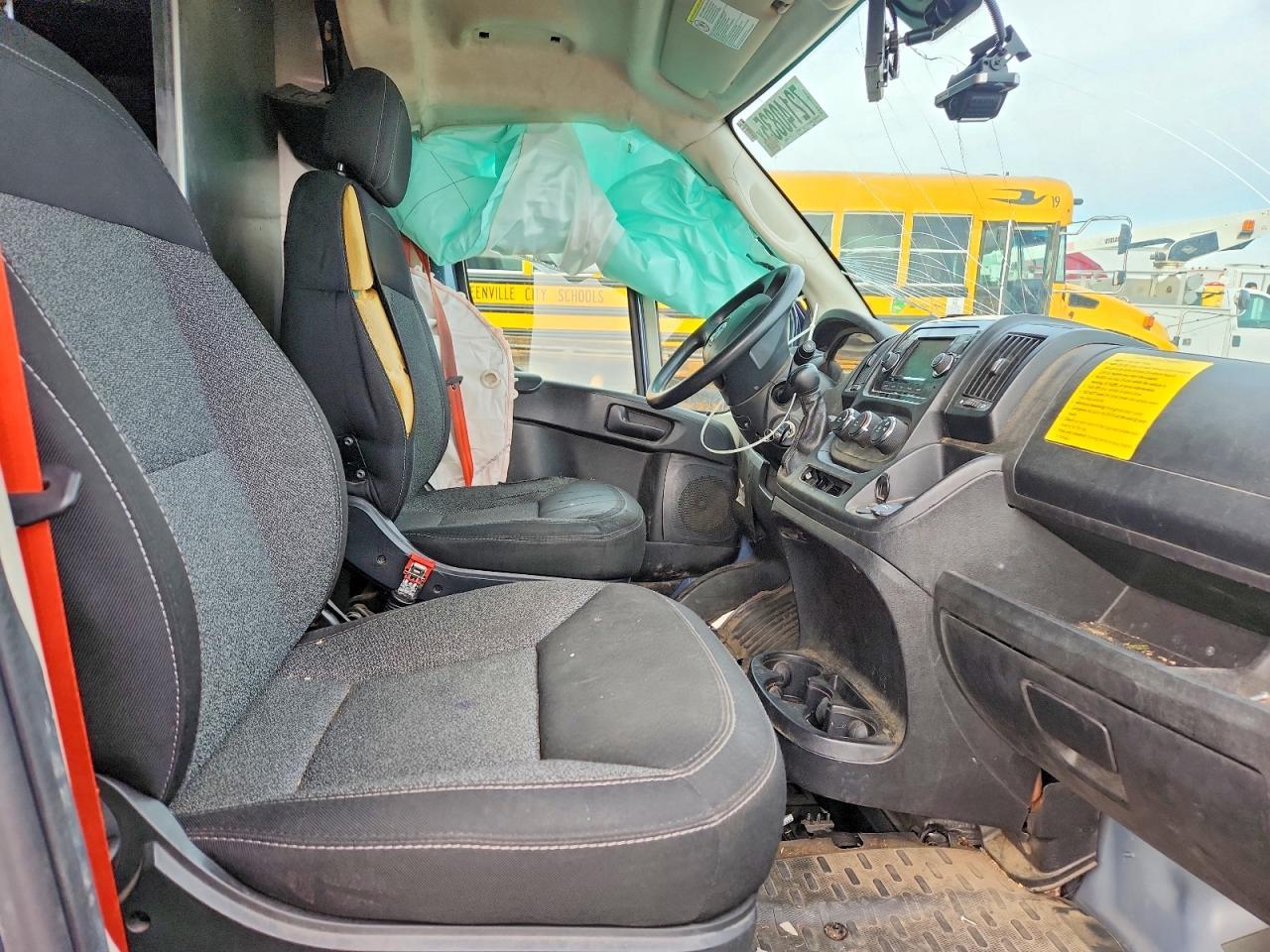 2021 Ram Promaster 3500 Delivery Van - Фото 7