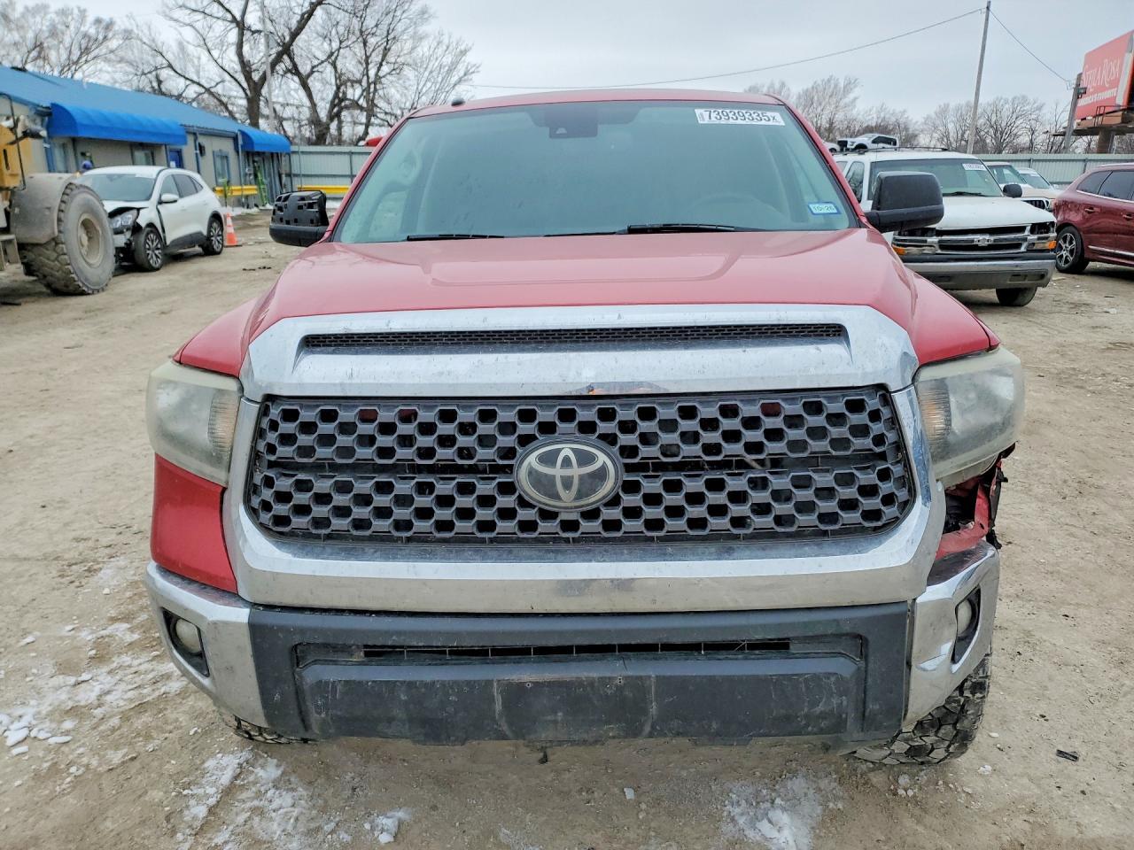 2019 Toyota Tundra Crewmax Sr5 - Image 5