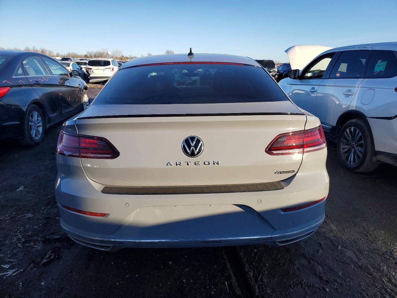 2023 Volkswagen Arteon Sel R-Line - Image 6