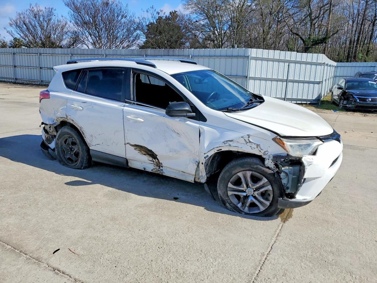 2016 Toyota Rav4 Le - Фото 4