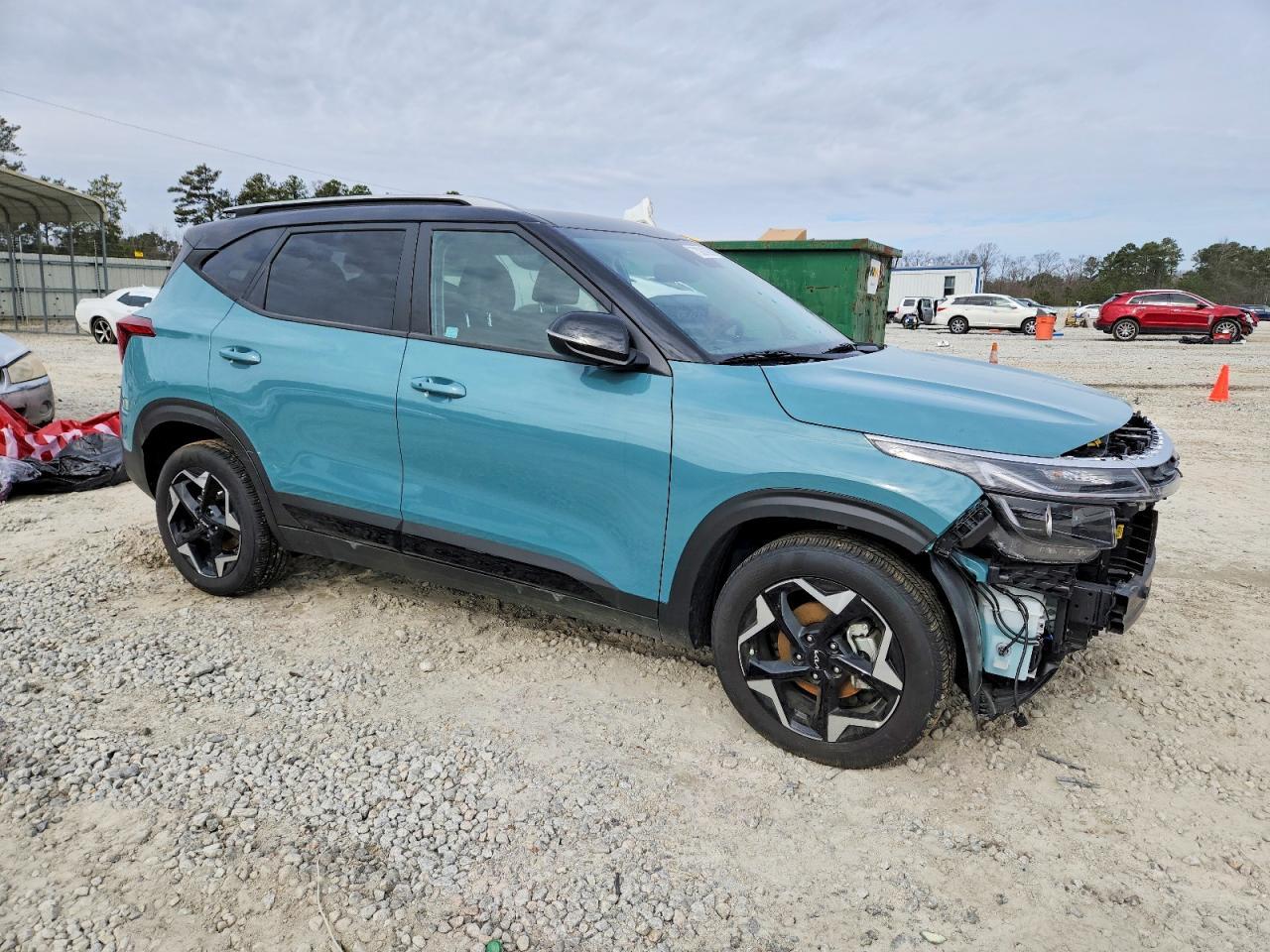 2025 Kia Seltos S - Image 4