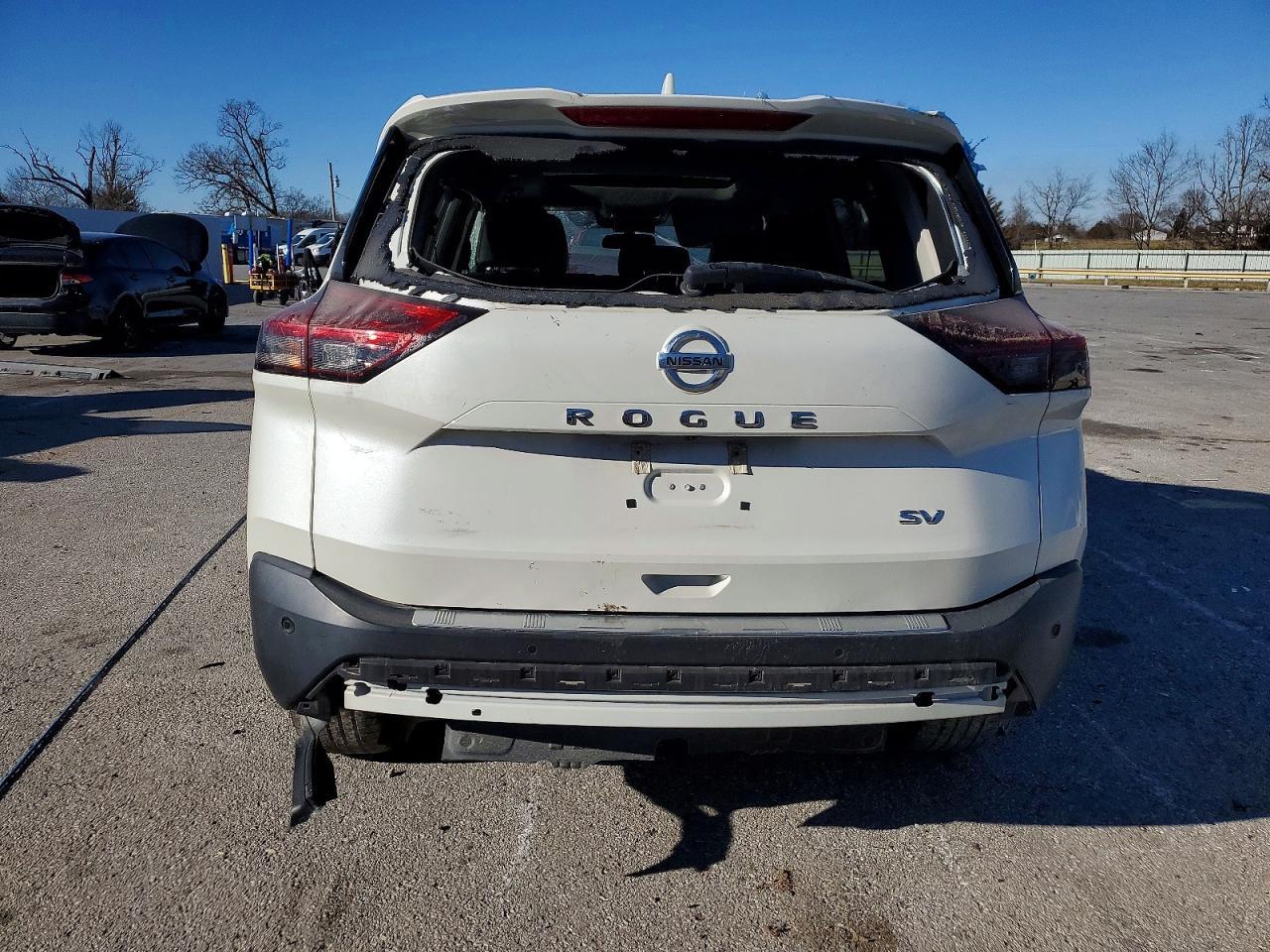 2021 Nissan Rogue Sv - Image 6