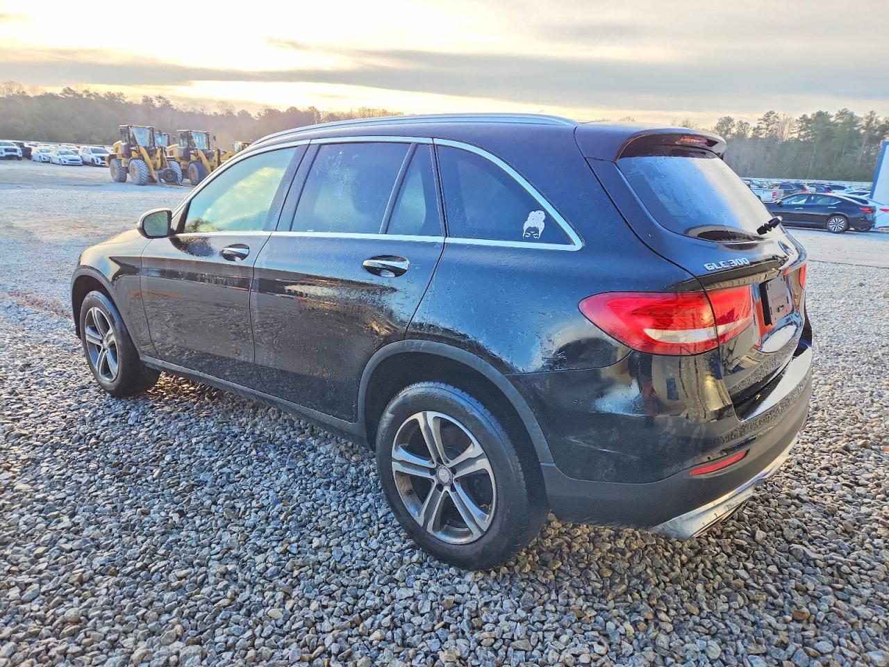 2017 Mercedes-Benz Glc 300 - Фото 2