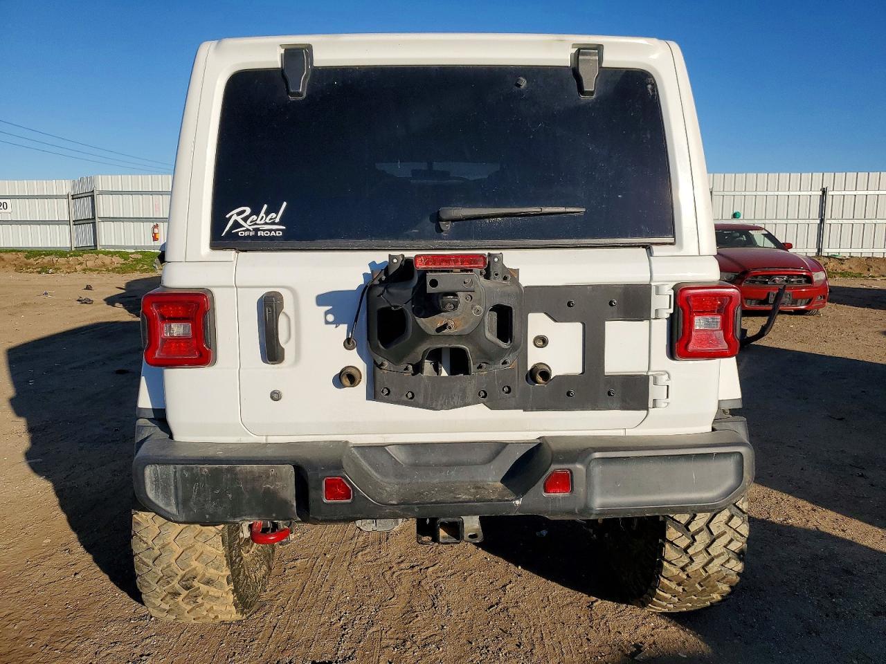 2019 Jeep Wrangler Unlimited Rubicon - Image 6